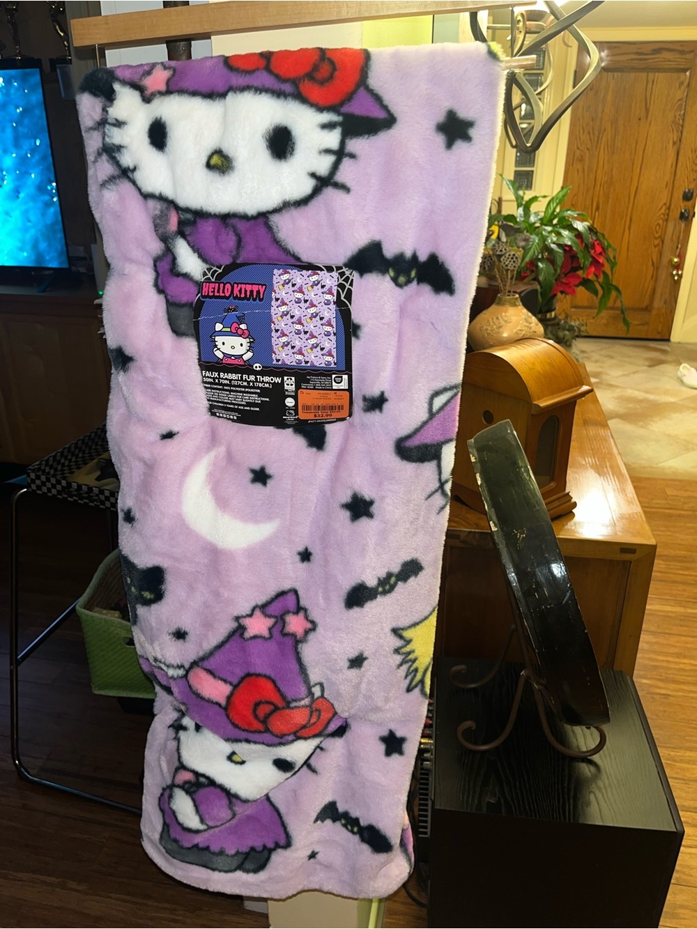 Hello Kitty Lavender and Purple Faux Rabbit Fur Throw NEW NWT
